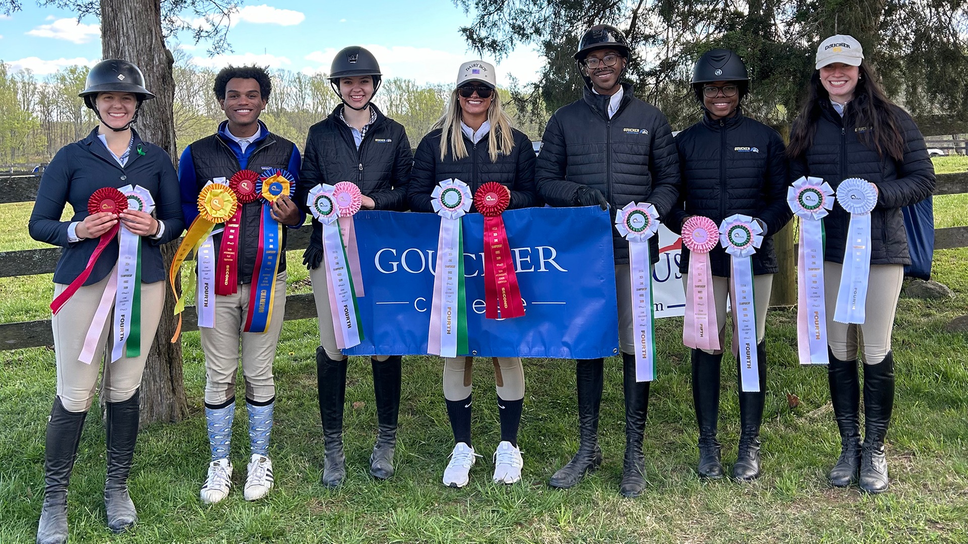 Jacob Connell Earns Nationals Berth, Equestrian Fourth at Zone IV Championship